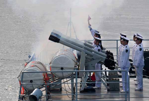 China e Rússia come?am exercício navais no Mar do Jap?o