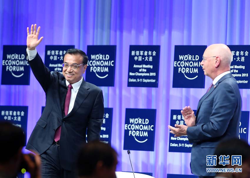 Li Keqiang discursa na abertura da 9a edi??o do Fórum Davos de Ver?o