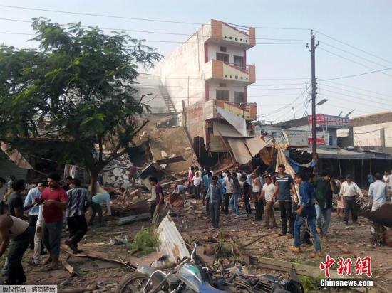 Explos?o na índia deixa mais de 200 mortos