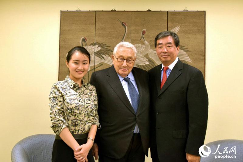 Kissinger: A China e os EUA precisam de trabalhar em coopera??o e n?o em confronto