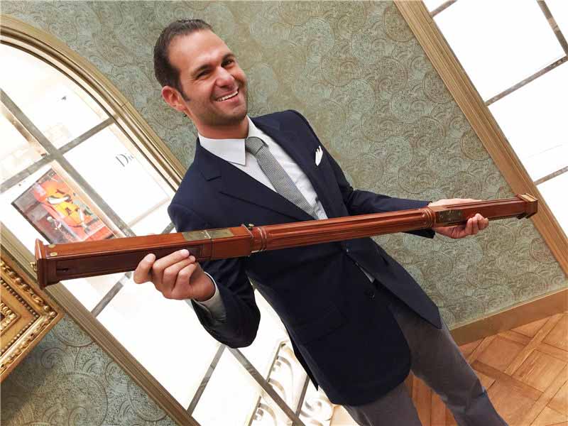 Cole??o de relíquias culturais francesas dos séculos XVII e XVIII é exibida em Xangai