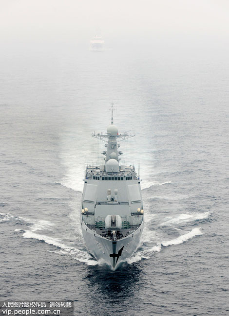 For?as armadas chinesas chegam à Malásia para exercícios militares conjuntos