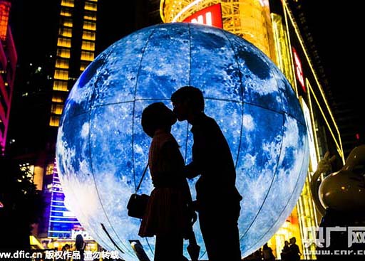 Chineses devem resgatar o verdadeiro significado cultural do Festival da Lua, diz intelectual chinesa