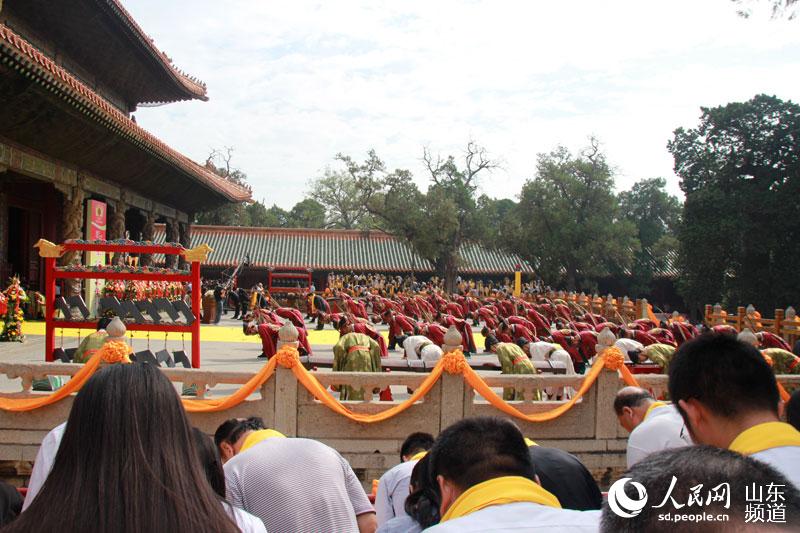 Cerim?nia marca o aniversário de 2.566 anos do nascimento de Confúcio