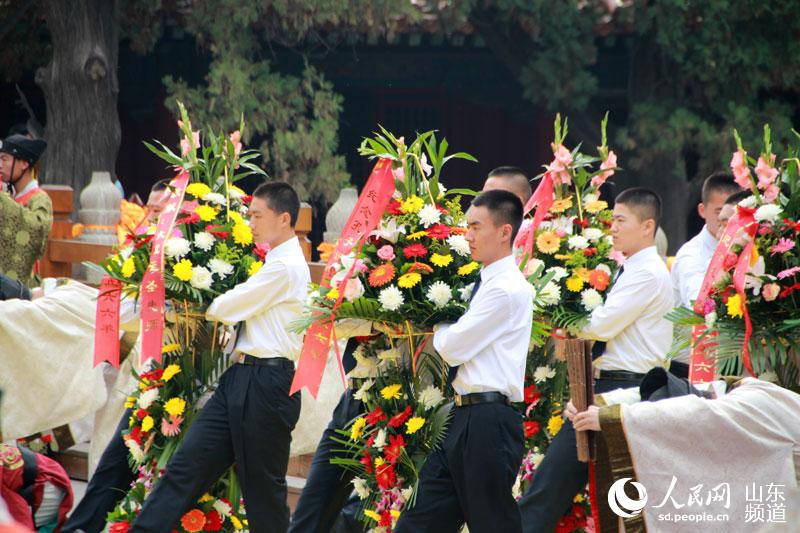 Cerim?nia marca o aniversário de 2.566 anos do nascimento de Confúcio