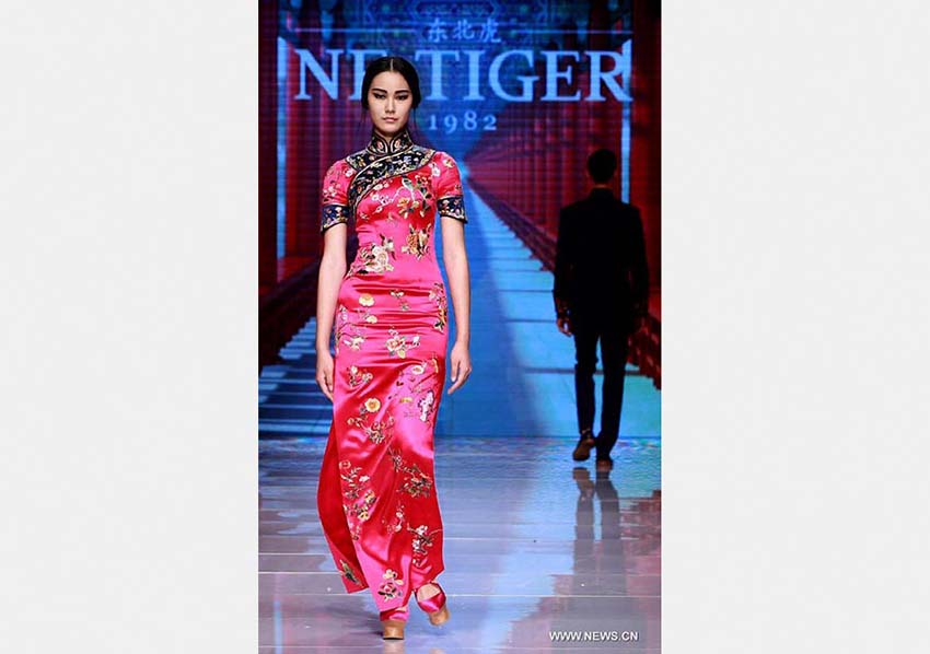 Semana de Moda da China é aberta em Pequim