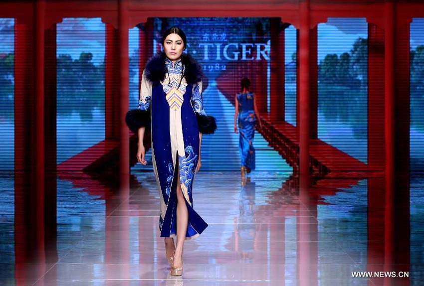 Semana de Moda da China é aberta em Pequim