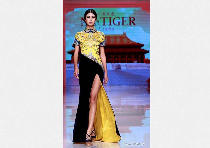 Semana de Moda da China é aberta em Pequim