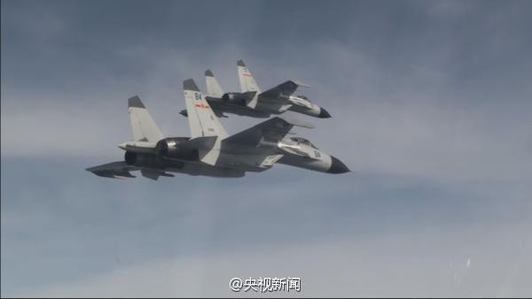 For?a aérea chinesa realiza exercícios militares