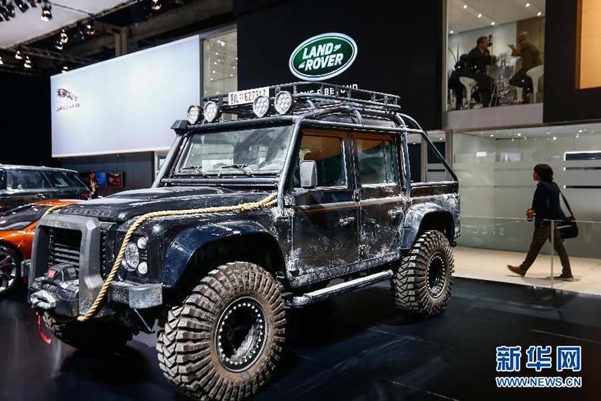 Aberta a edi??o 2015 da Feira internacional de automóveis de Dubai