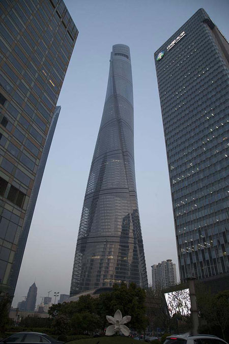 Cofre privado do edifício mais alto da China custa 1,5 milh?es de yuans por metro quadrado