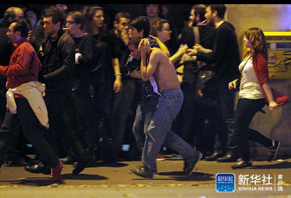 Terror em Paris: Fran?a sofre ataque terrorista, mais de 150 mortes confirmadas 