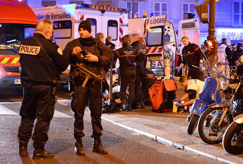 Terror em Paris: Fran?a sofre ataque terrorista, mais de 150 mortes confirmadas 