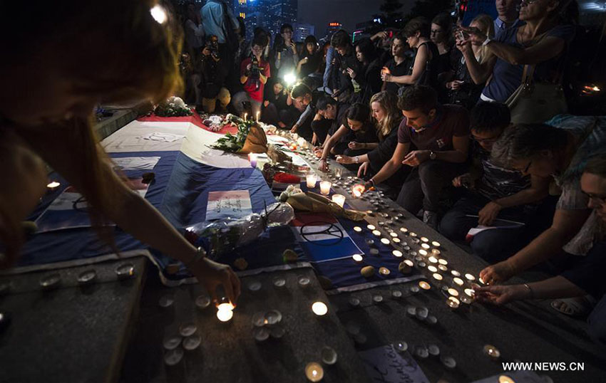 Consulado-geral da Fran?a em Hong Kong de luto pelas vítimas dos ataques de Paris