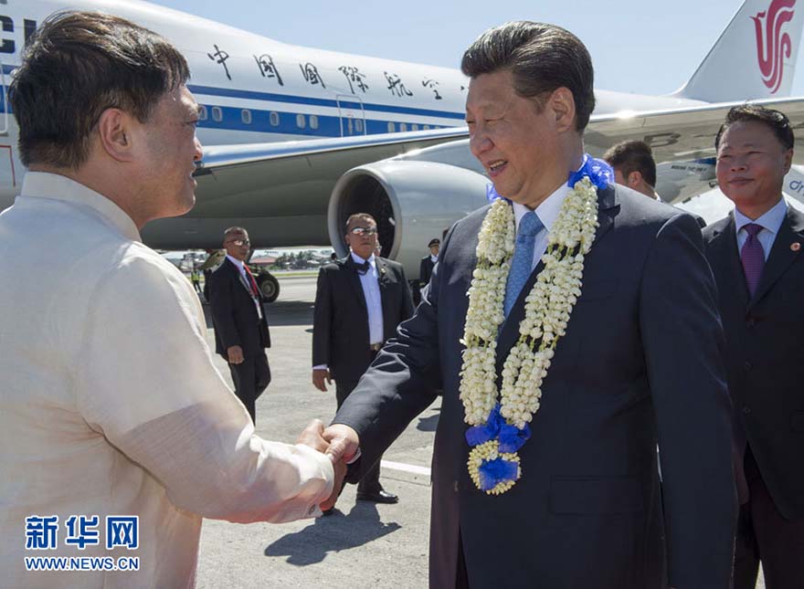 Xi Jinping chega a Manila para participar da cúpula da APEC