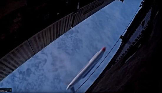 Fran?a e Rússia direcionam mais ataques contra o Estado Islamico na Síria