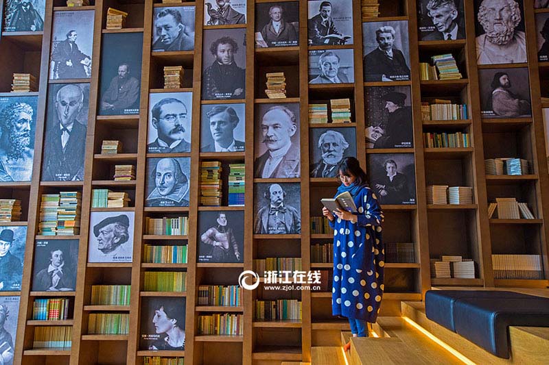 Biblioteca que mais se parece com uma exposi??o de arte é inaugurada em Wuzhen