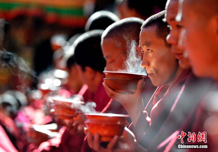 Tibete comemora 20o aniversário da entroniza??o do Panchen Lama