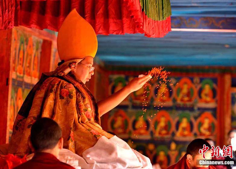 Tibete comemora 20o aniversário da entroniza??o do Panchen Lama
