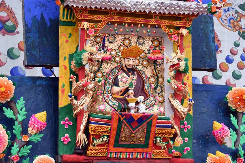 Uma arte de inverno: a escultura em manteiga do Tibete