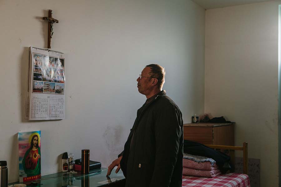 época natalícia em aldeia católica no norte da China