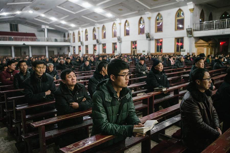 época natalícia em aldeia católica no norte da China