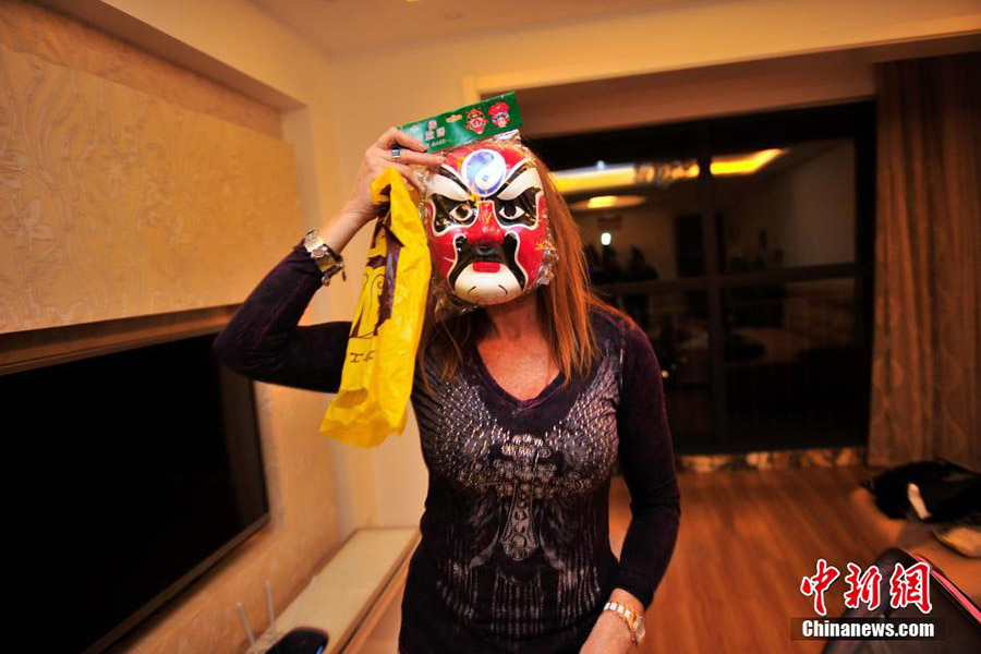 Conhe?a Jin, a primeira mulher Americana a se tornar piloto de avi?o na China