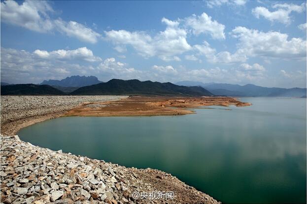 Ferrovia de alta velocidade come?a a funcionar em ilha do sul
