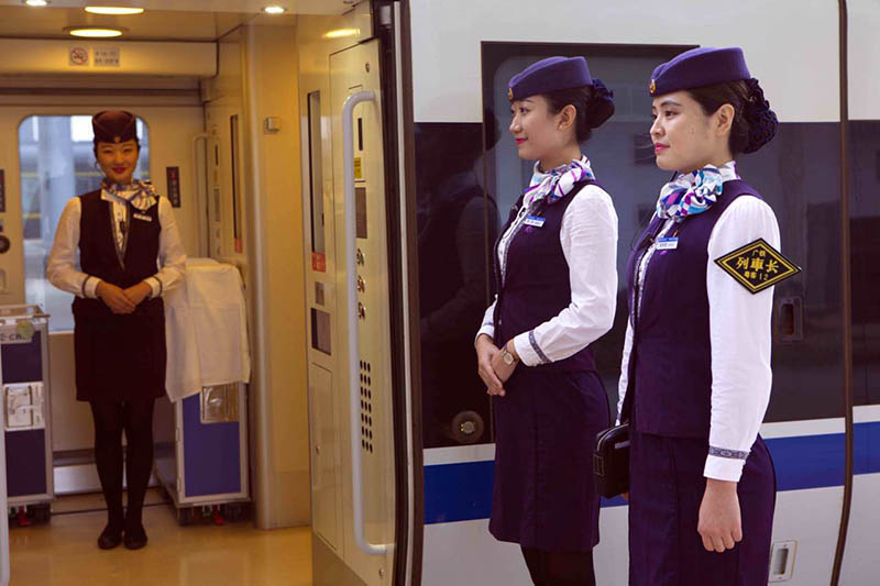 Ferrovia de alta velocidade come?a a funcionar em ilha do sul