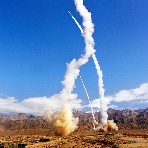 Novas for?as do exército chinês prometem contribuir para a constru??o de exército forte