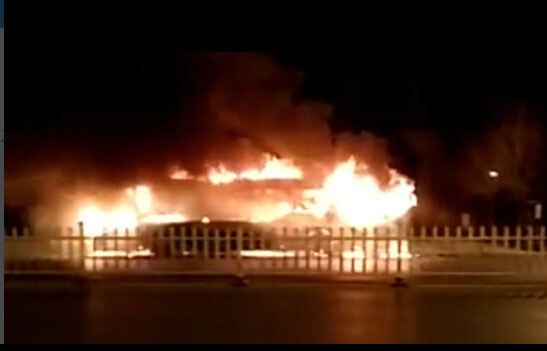 Incêndio em ?nibus no noroeste da China deixa 14 mortos