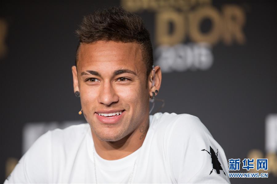 Messi vence a sua 5a Bola de Ouro