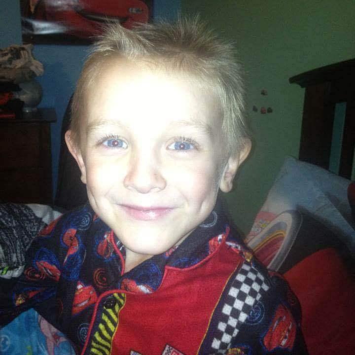 Internautas chineses satisfazem prontamente desejo de crian?a com cancro