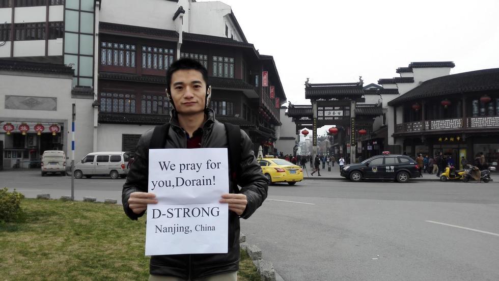 Internautas chineses satisfazem prontamente desejo de crian?a com cancro