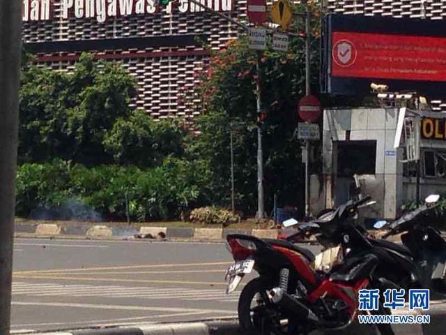 Explos?es em Jarcarta deixam seis mortos