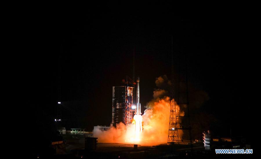 China lan?a satélite de telecomunica??es Bielorrusso