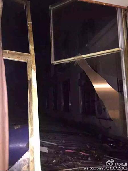 Explos?o em fábrica de fogos de artifício deixa quatro desaparecidos e quatro feridos