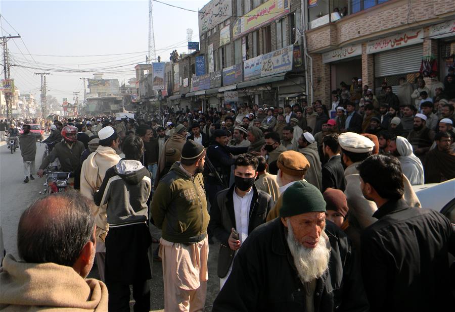 Ataque contra universidade do Paquist?o deixa pelo menos 21 mortes