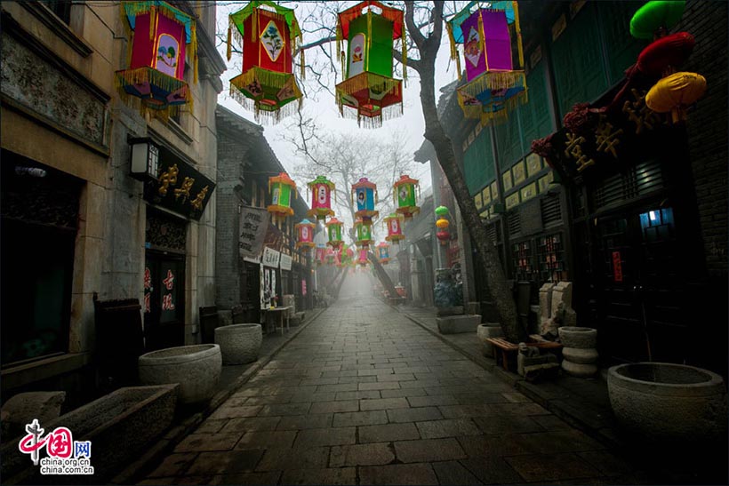 Atmosfera do Festival da Primavera na cidade antiga de Zhoucun