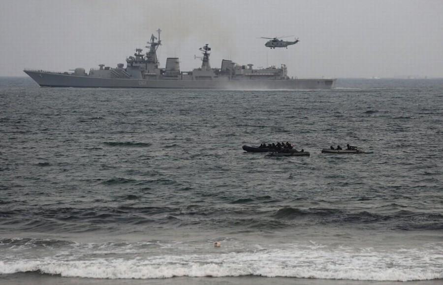 índia realiza parada marítima internacional