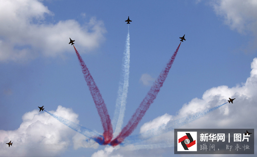 Singapura realiza exposi??o aérea internacional