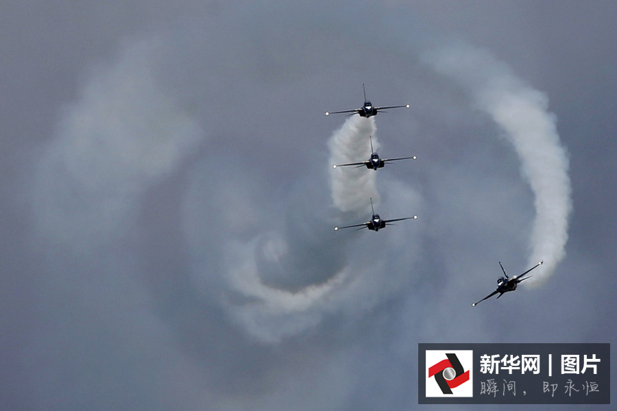 Singapura realiza exposi??o aérea internacional