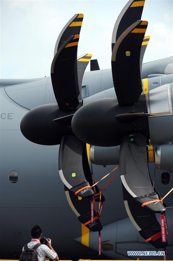 Singapura realiza exposi??o aérea internacional