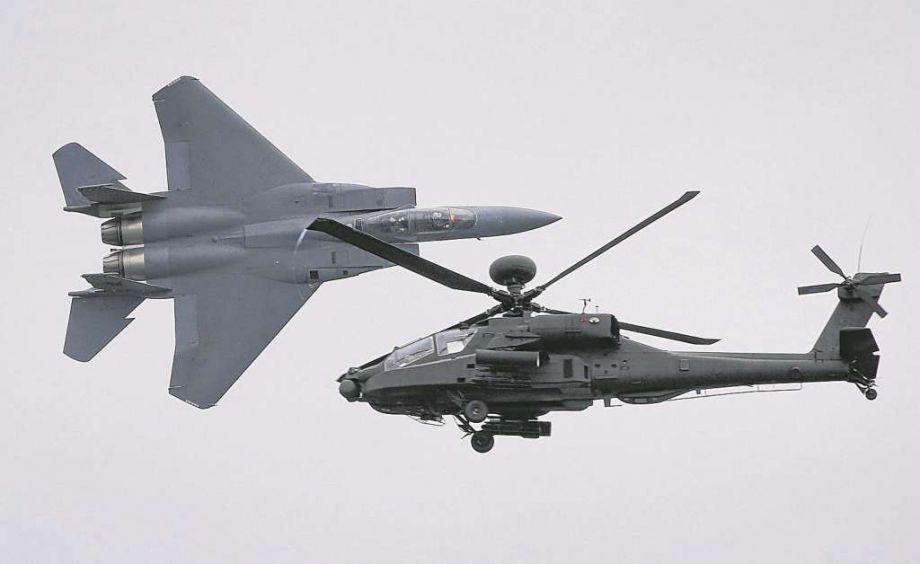 Singapura realiza exposi??o aérea internacional