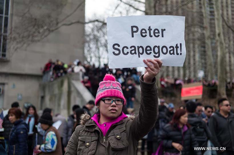 Milhares protestam em S?o Francisco contra acusa??o do policial norte-americano de descendência chinesa