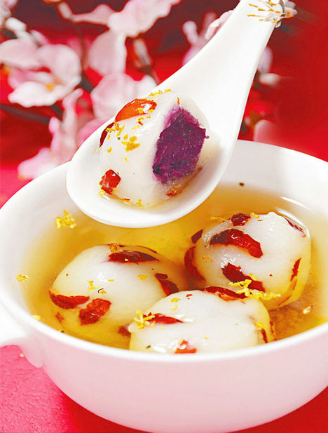 Bolinho doce, a iguaria do Festival das Lanternas