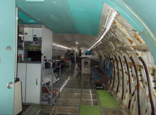 Americano requalifica avi?o inutilizado tornando-o numa habita??o completa