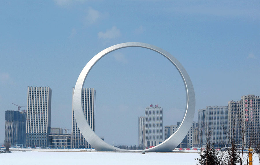 China proíbe constru??o de novos edifícios “estranhos”