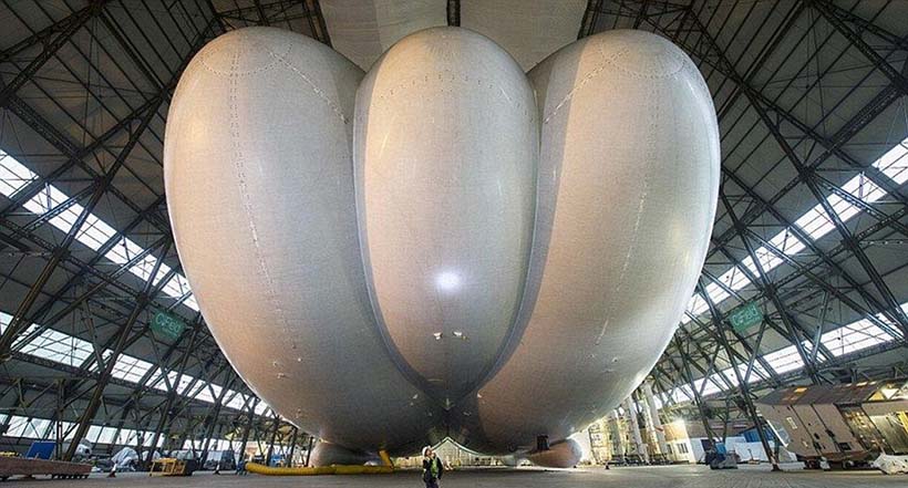 Maior dirigível do mundo fará voo teste em mar?o