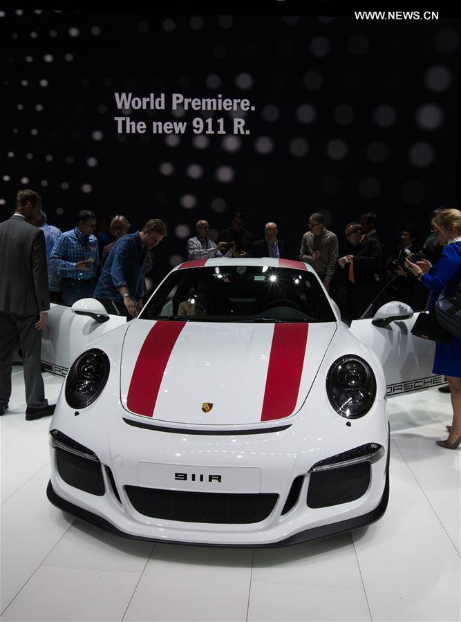 Génova realiza 86o Show Internacional de Automóveis